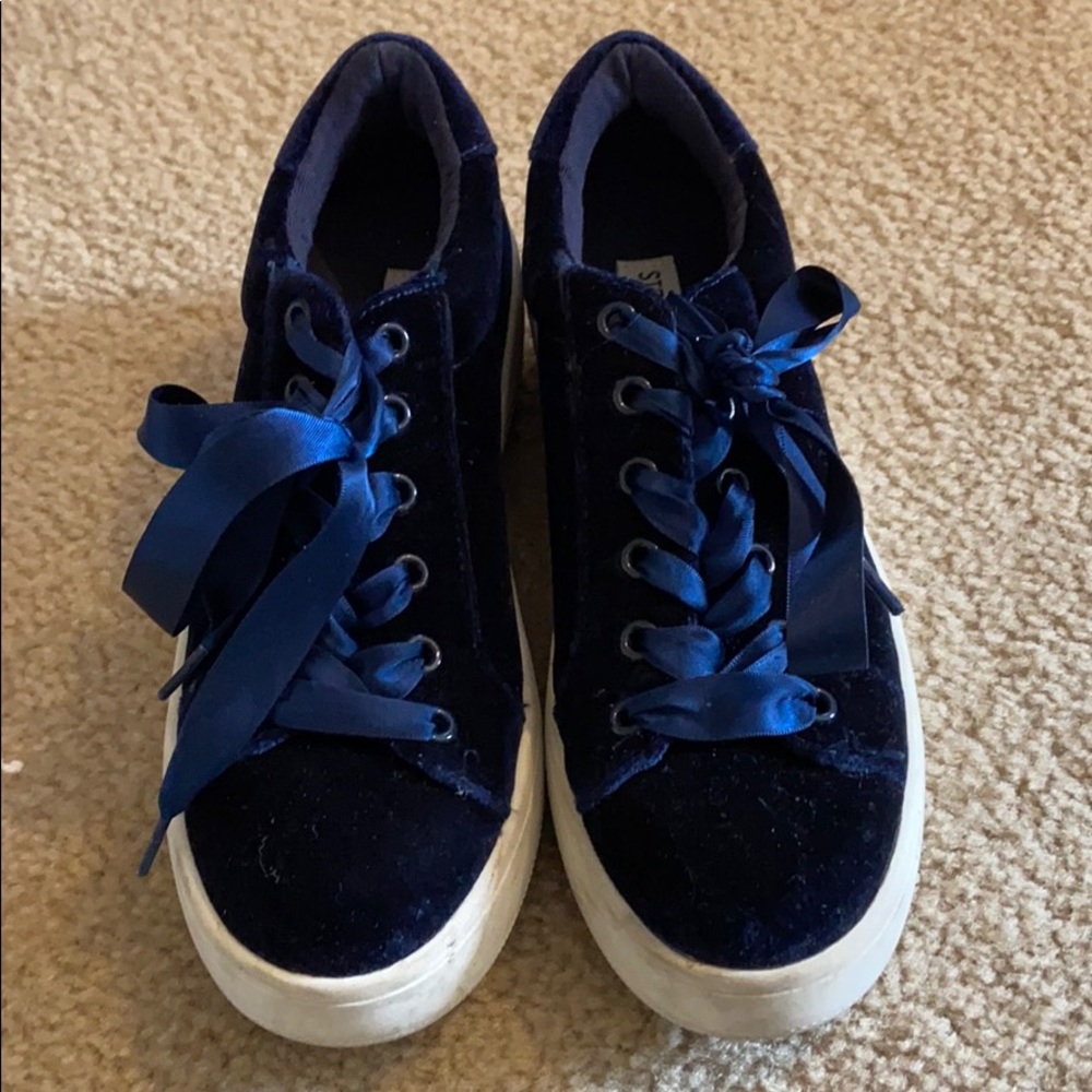 Steve Madden Sneakers